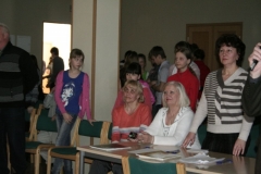 image319